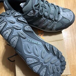 Merrell Accentor 3 Women’s Charcoal Athletic Hiking Shoes size 9 New